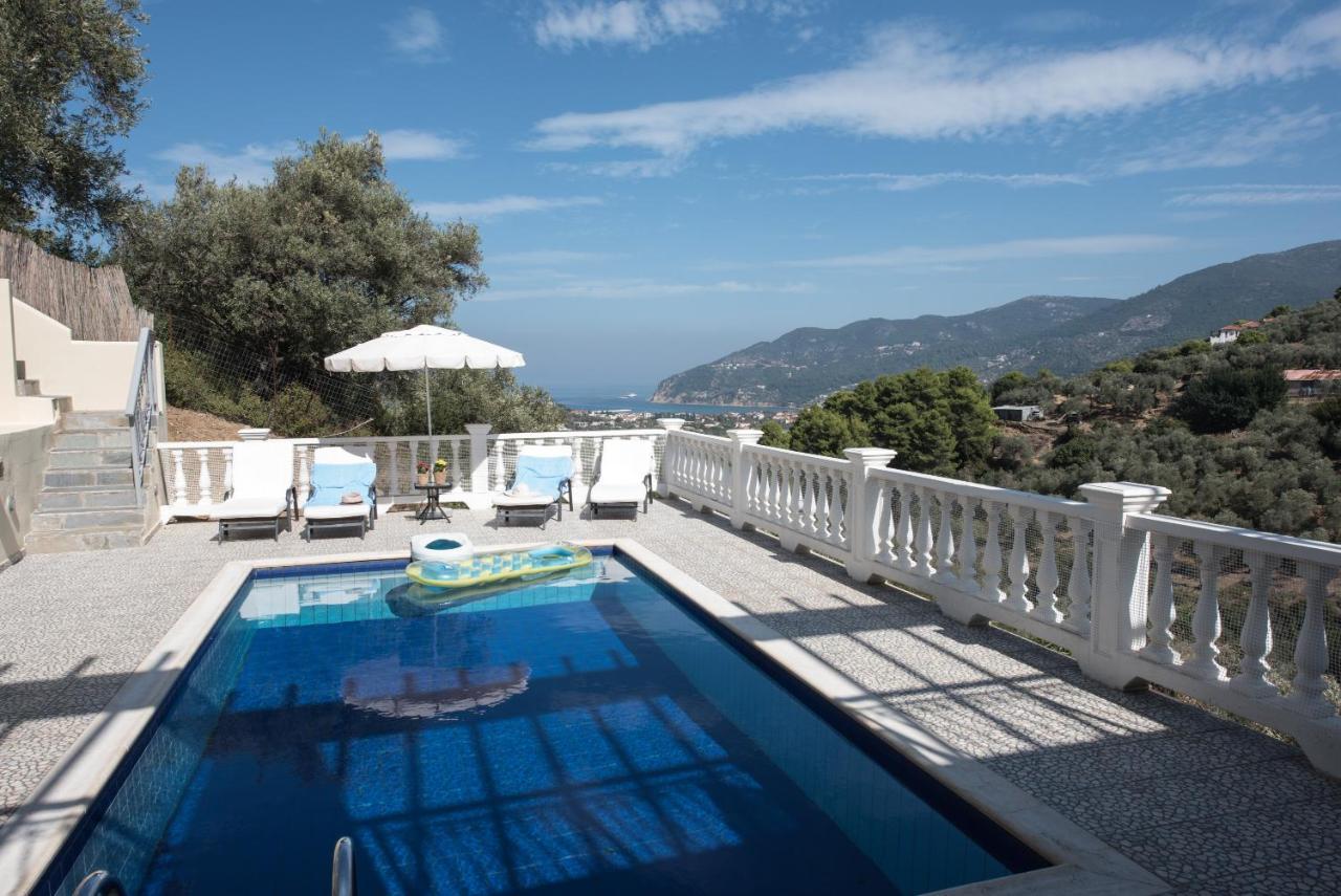 Gallis Villa Pefkias Exterior photo